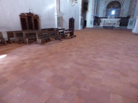 Lavaggio pavimentazione in cotto chiesa di S.Anna in Camprena Pienza(SI)